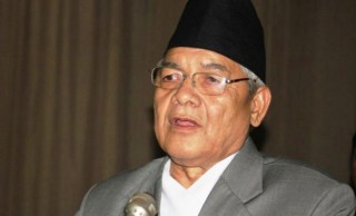 बामदेवकाे ढुलमुले नितीले  ओली-प्रचण्डलाई हैरान