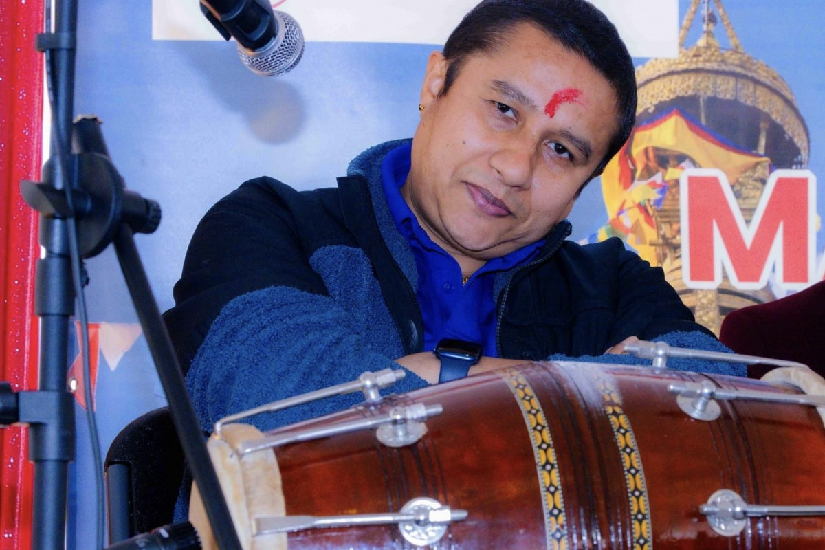 अमेरिकामा रहेका नेपाली गायक राजु ढुङेललाई भारतमा अबार्ड